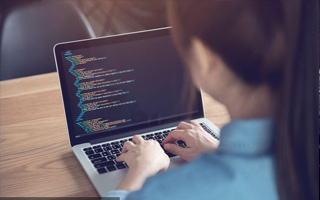 洛阳 api php源码,下载的php源码怎么运行呢？